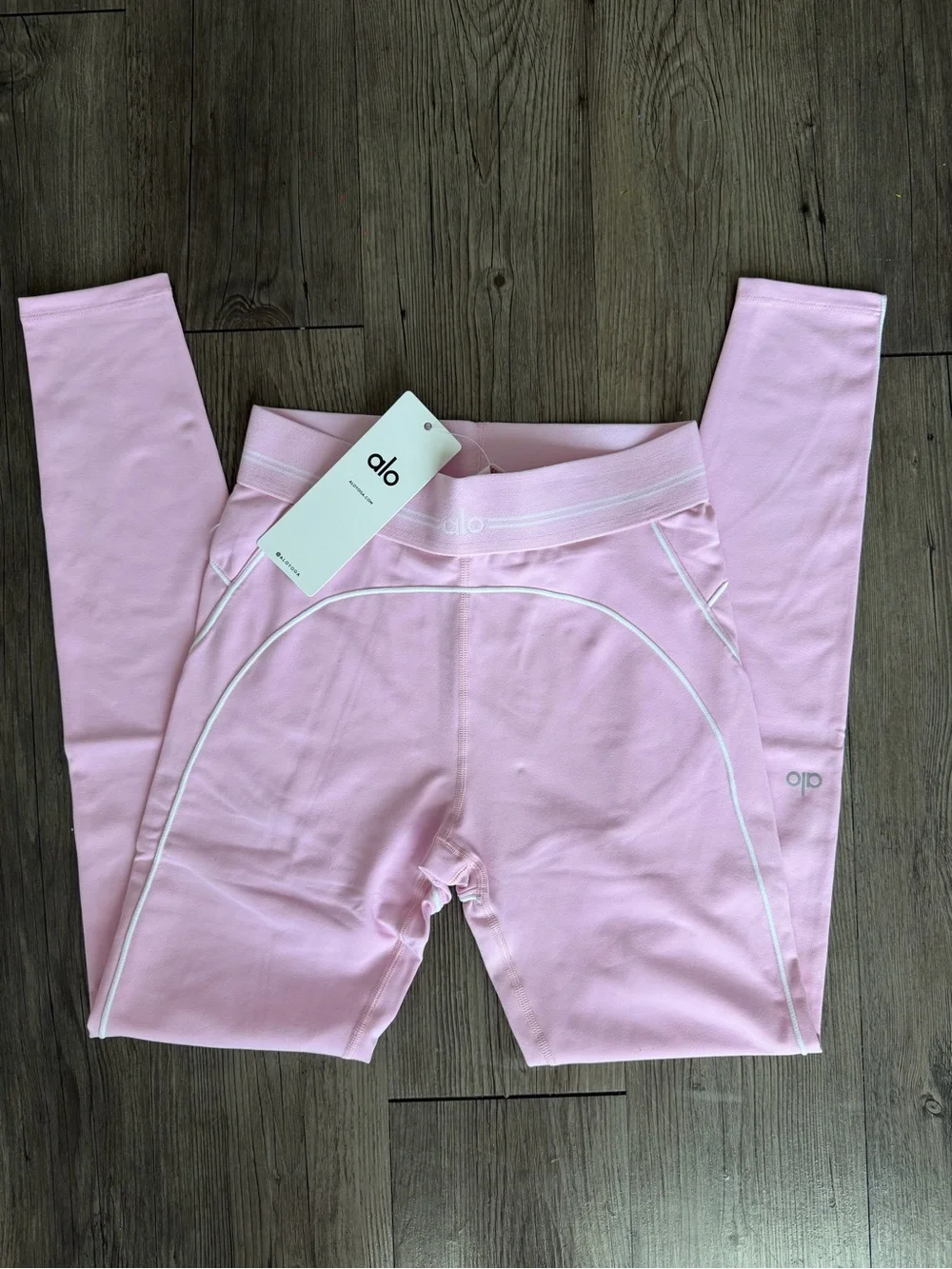 Alo Sweet Pink Heart Throb Set